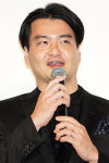 菅原伸太郎監督