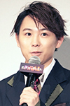 須賀健太さん