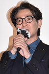 野田健治役