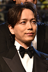 山崎育三郎さん
