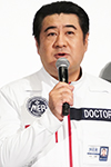 小手伸也さん