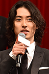 山﨑賢人さん