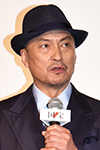 花井半二郎役