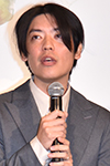 八鍬新之介監督