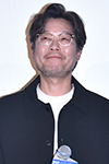 入国審査官役