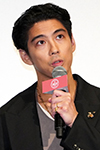 賀来賢人さん