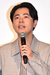 浦野善治役