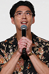 ウルフ役