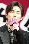 袴田亮役