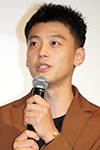 山崎 瑛役